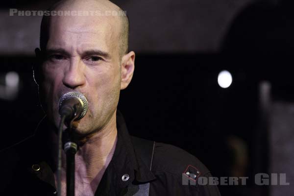 PAT KEBRA - 2010-01-06 - PARIS - Truskel - 